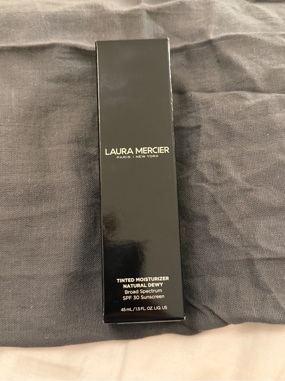 Laura Mercier Tinted Moisturizer- Natural Dewy - Color: 0N Silk - Neutral - NIB - Picture 1 of 8
